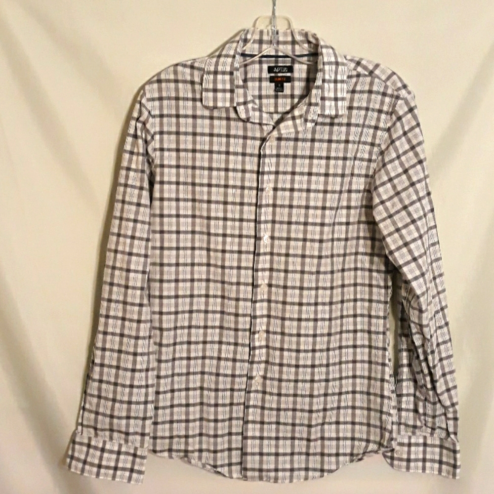 Apt.9 100% Cotton EUC, Size Small, Slim Fit